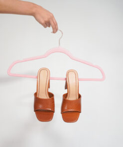 Alternative view of SANDALIAS