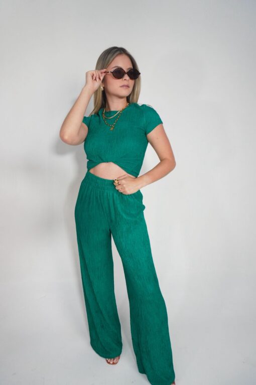 CONJUNTO TOP Y PANTALÓN