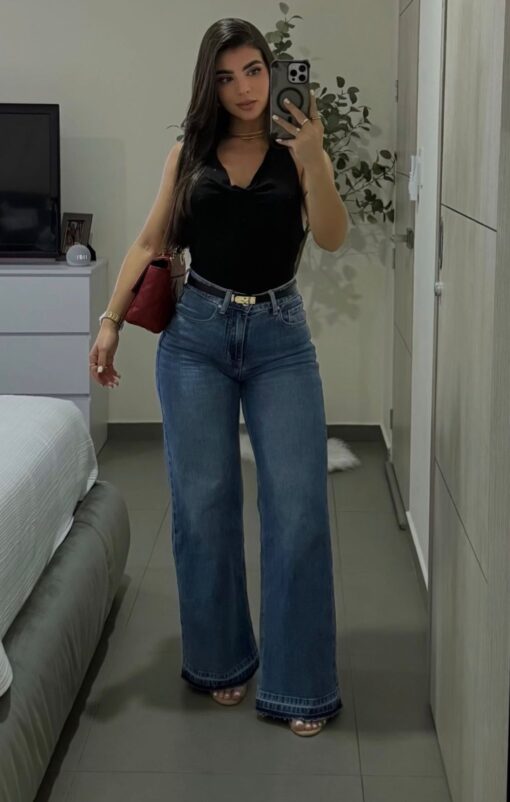 WIDE LEG JEANS