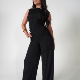 CONJUNTO TOP ASIMÉTRICO Y PANTALÓN